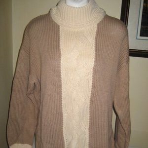 TWO TONE BEIGE SWEATER